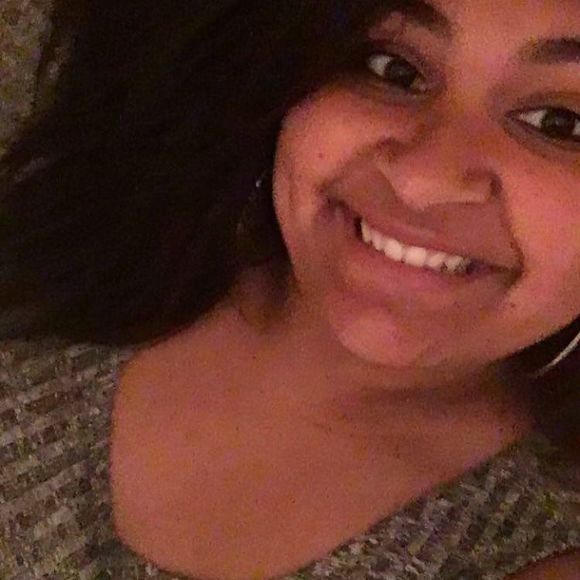 Meet your Posher, Tamara - Picture 1 of 1